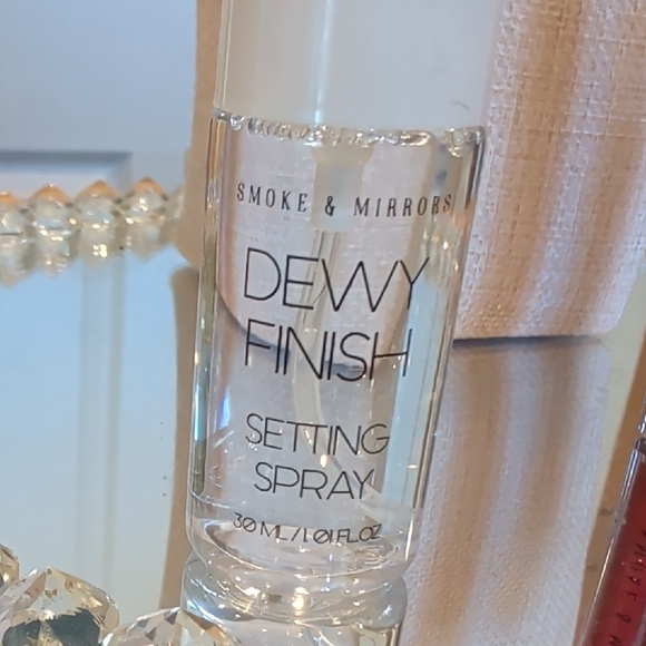 Smoke & Mirrors Glow Dewy Finish Setting Spray and Lip Gloss Duo New - Picture 5 of 7